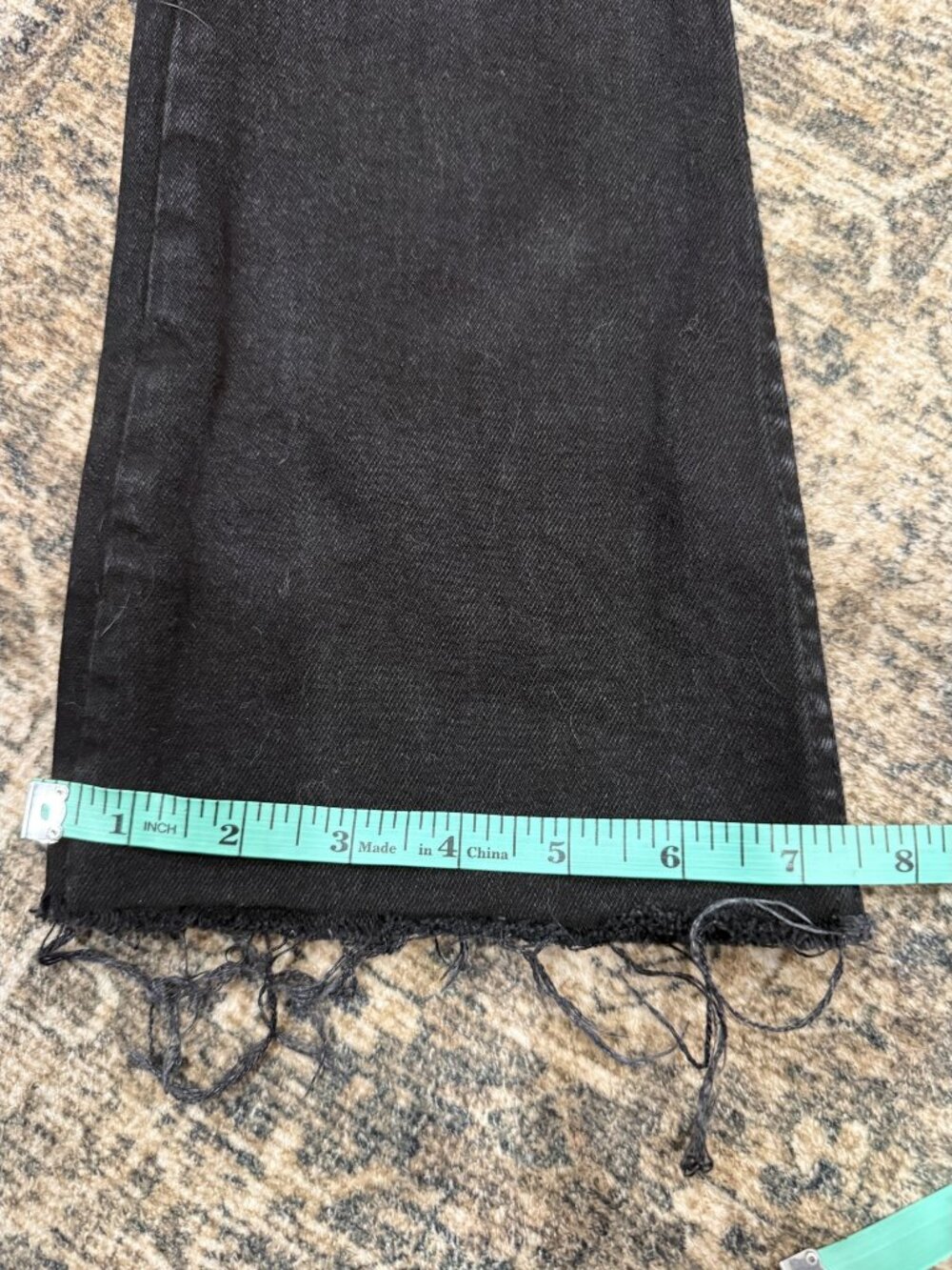 Zara Washed Black High Rise Cropped Bootcut Jeans Raw Hem Size 00 - Picture 2 of 5